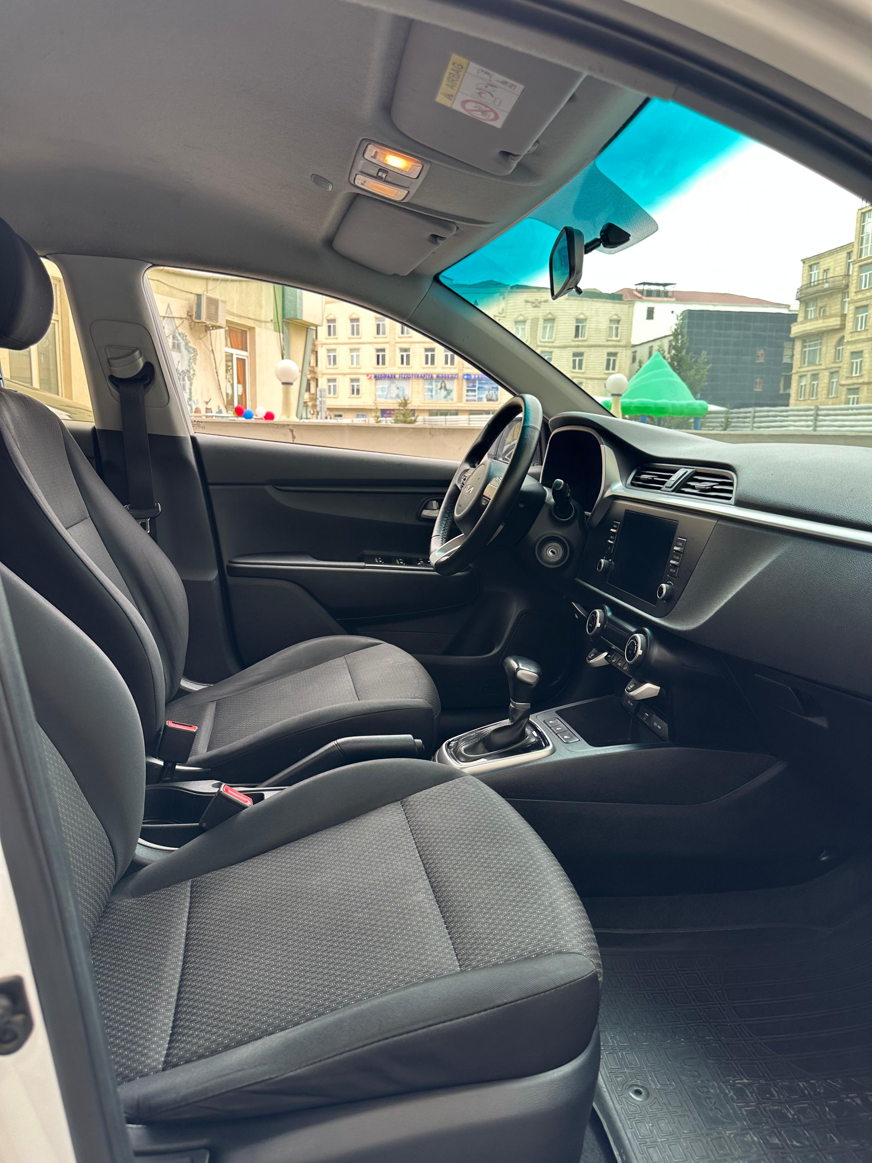 Kia Rio 2022 şəkil 4