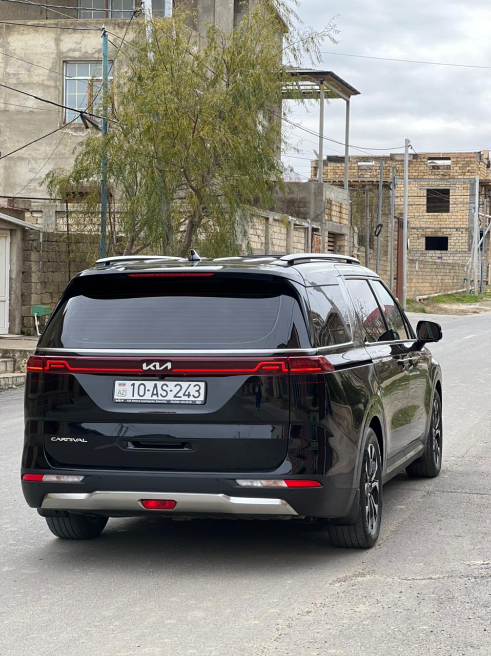 Kia Carnival 2023 şəkil 2