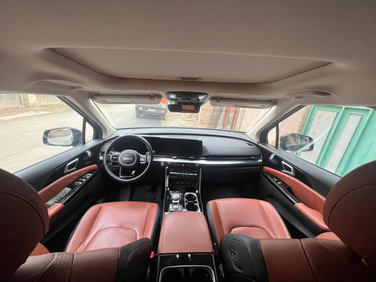 Kia Carnival 2023 şəkil 4