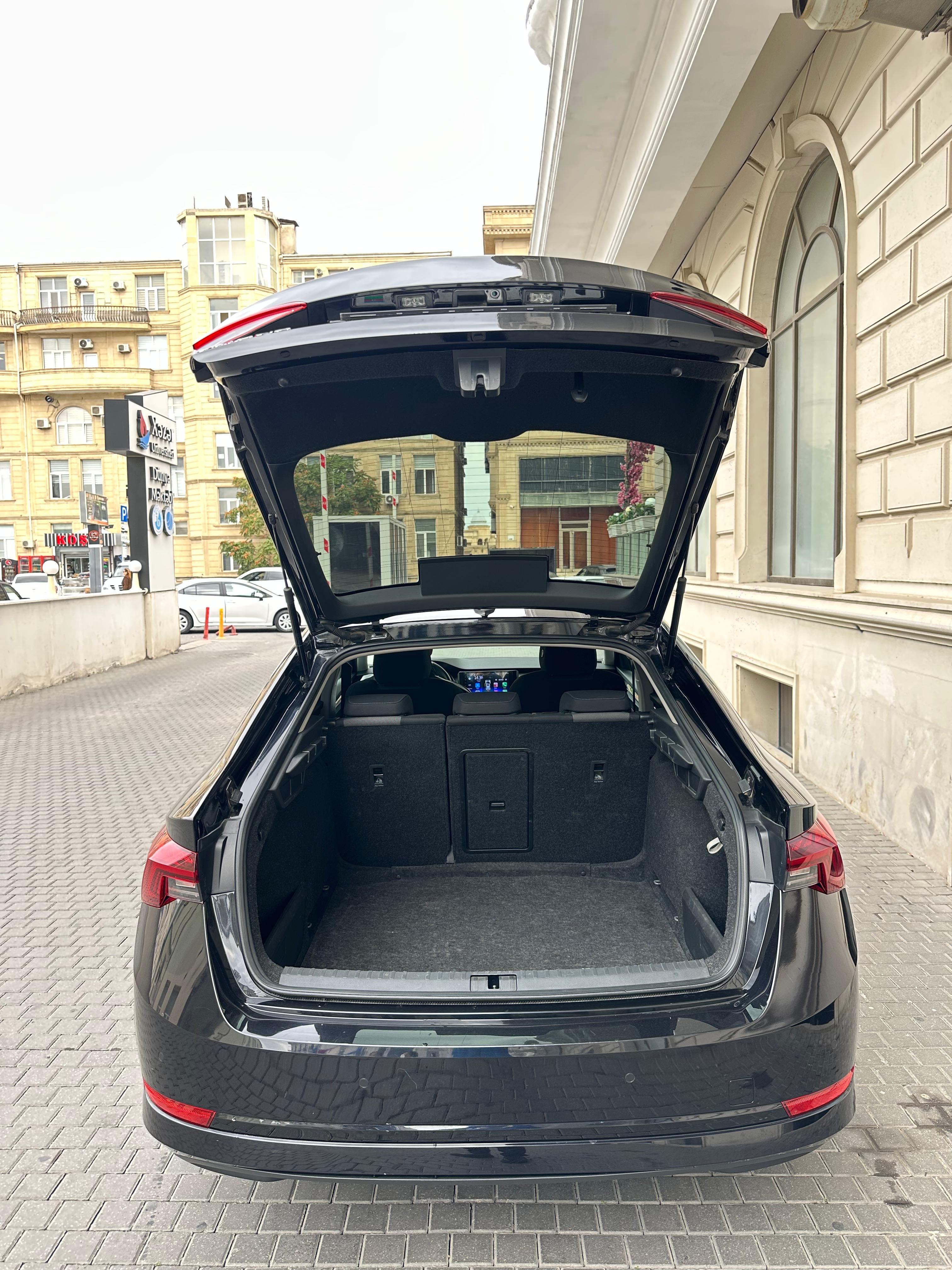 Skoda Octavia 2021 şəkil 5